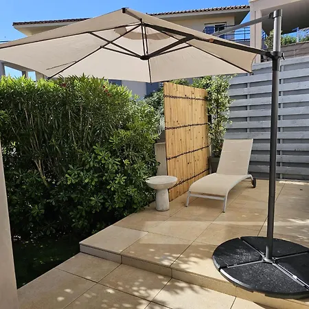 Magnifique T3 Neuf, Jardin, Piscine, 5' De La * Roquebrune-sur-Argens